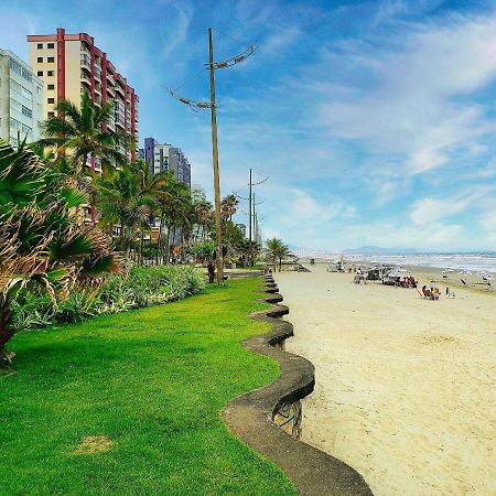 Apartamento Na Vila Caicara Em Predio Frente Mar Com Excelente Localizacao Por Reserva Praia Прая-Гранди Экстерьер фото
